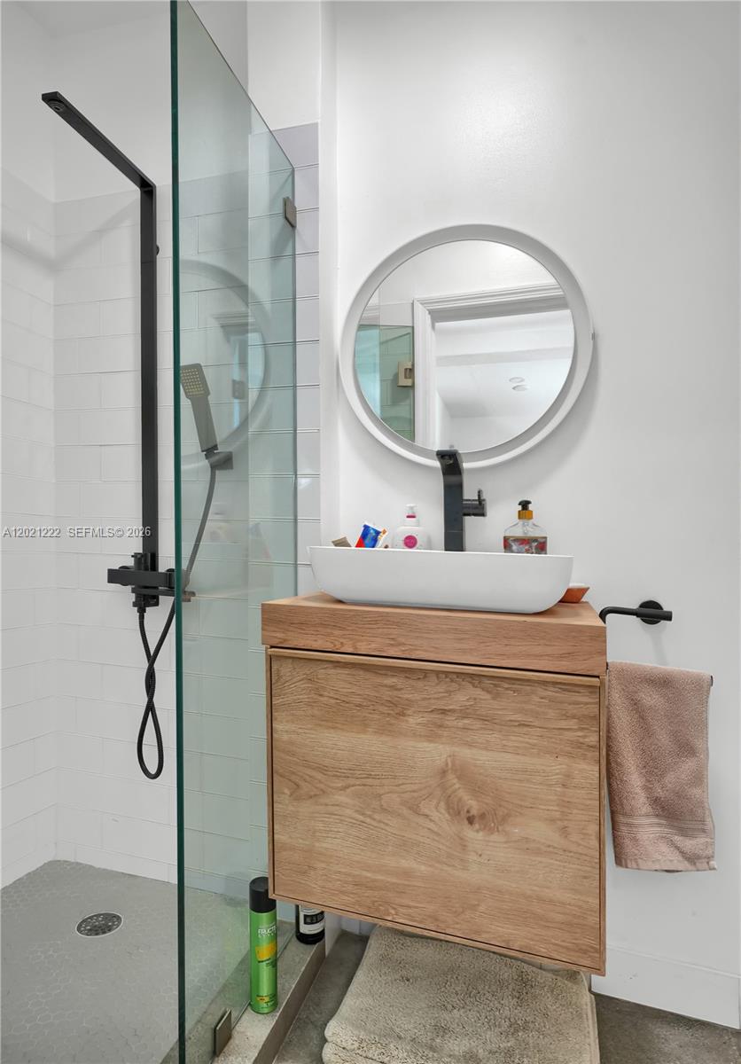 CORAL GABLES GRANADA SEC - Residential