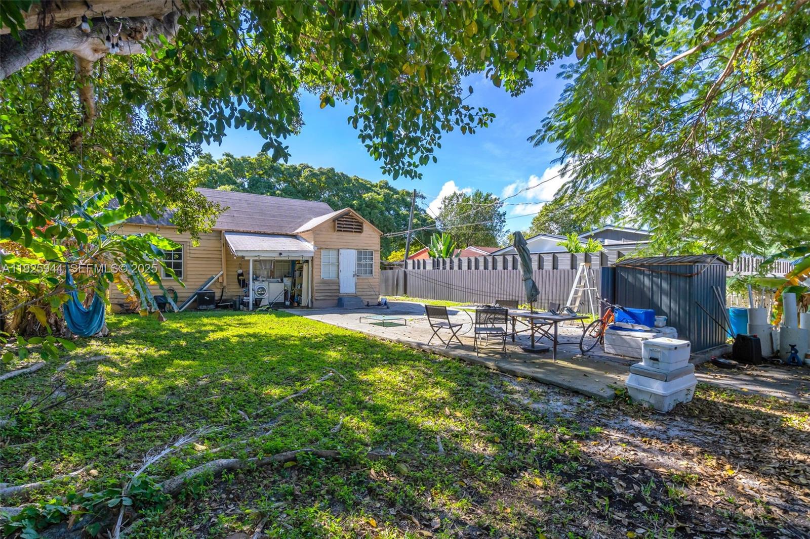 BRYAN PARK - Residential