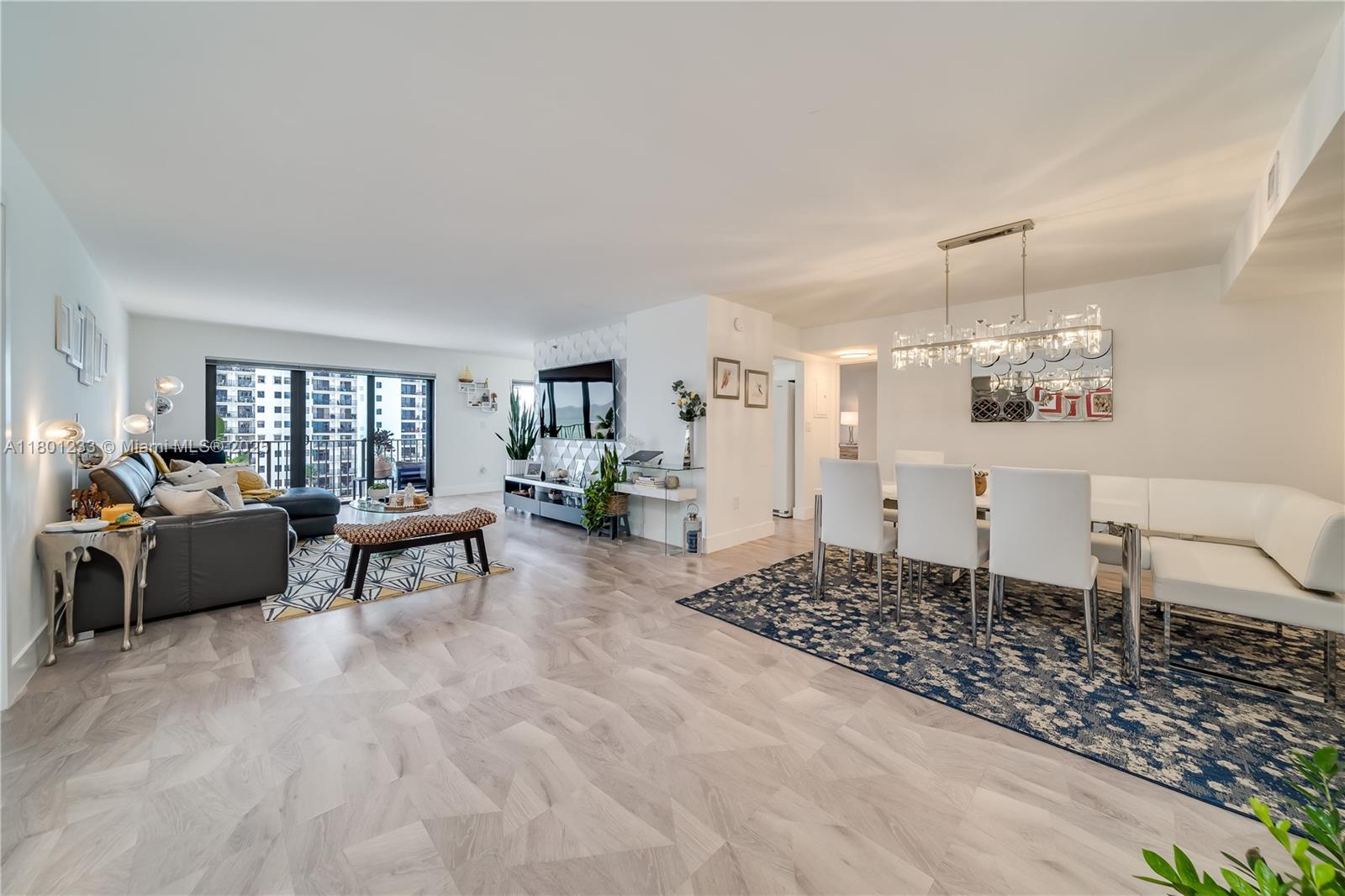 1201 S Ocean Dr 1105N