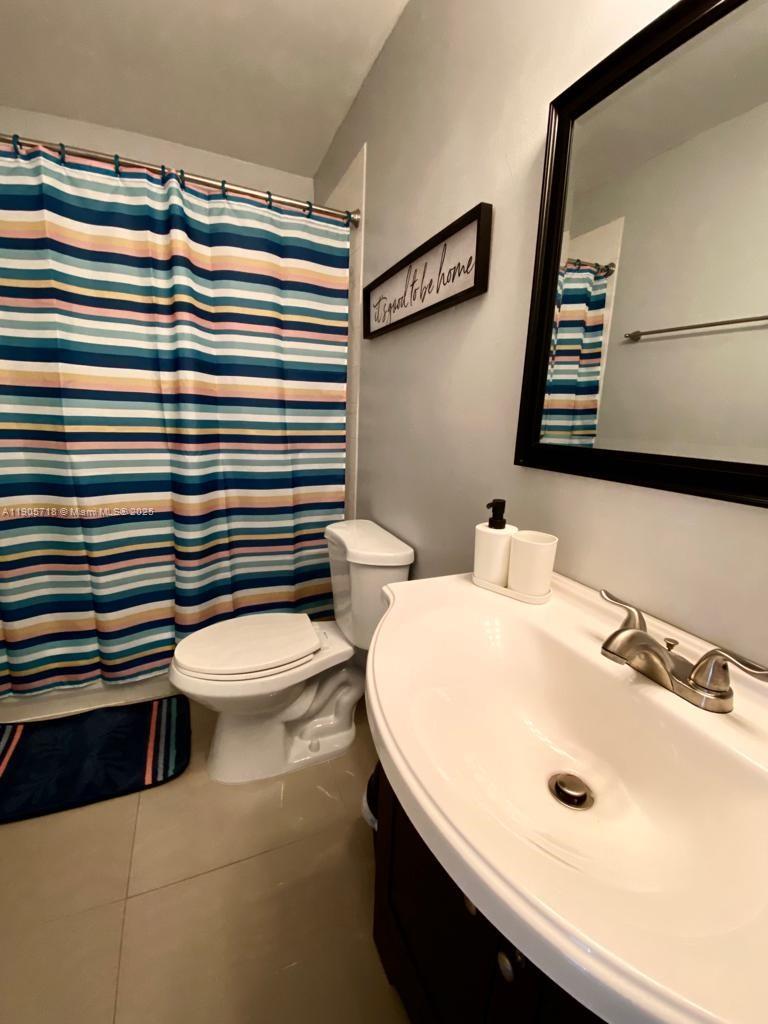 VILLA REAL CONDO NO 7 - Residential Lease