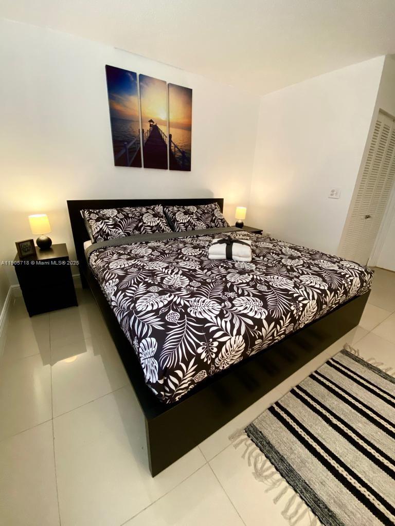 VILLA REAL CONDO NO 7 - Residential Lease