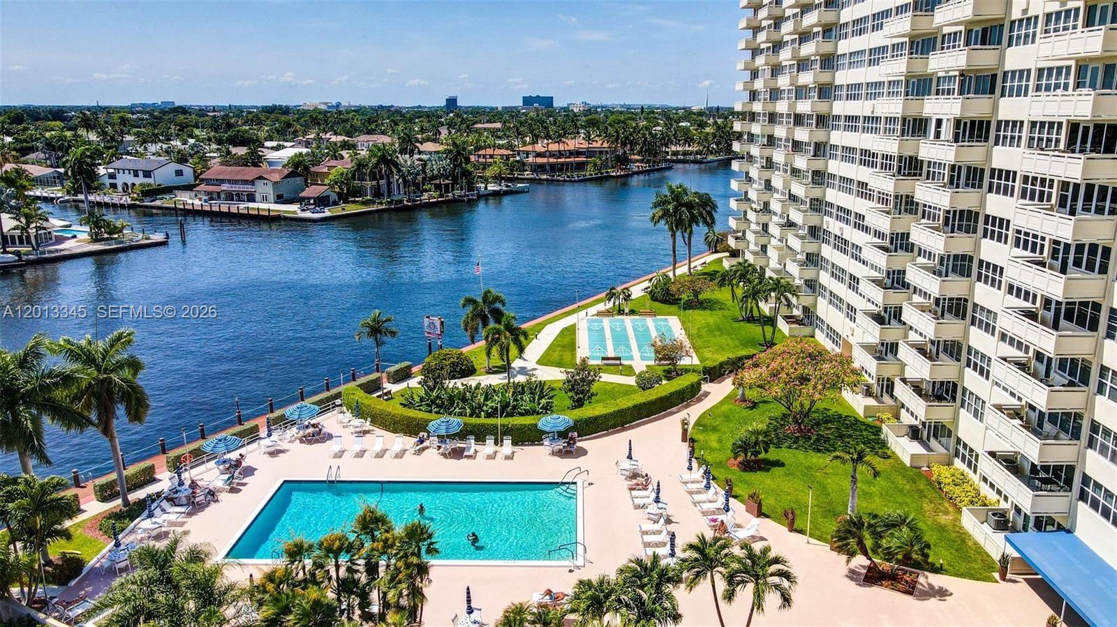 CORAL RIDGE TOWERS NORTH - Residential