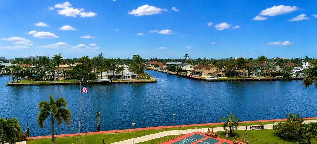 Photo of 3200 NE 36th St #504, Fort Lauderdale, FL 33308 (MLS # A12013345)