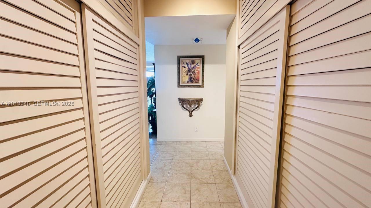 CORAL RIDGE TOWERS NORTH - Residential