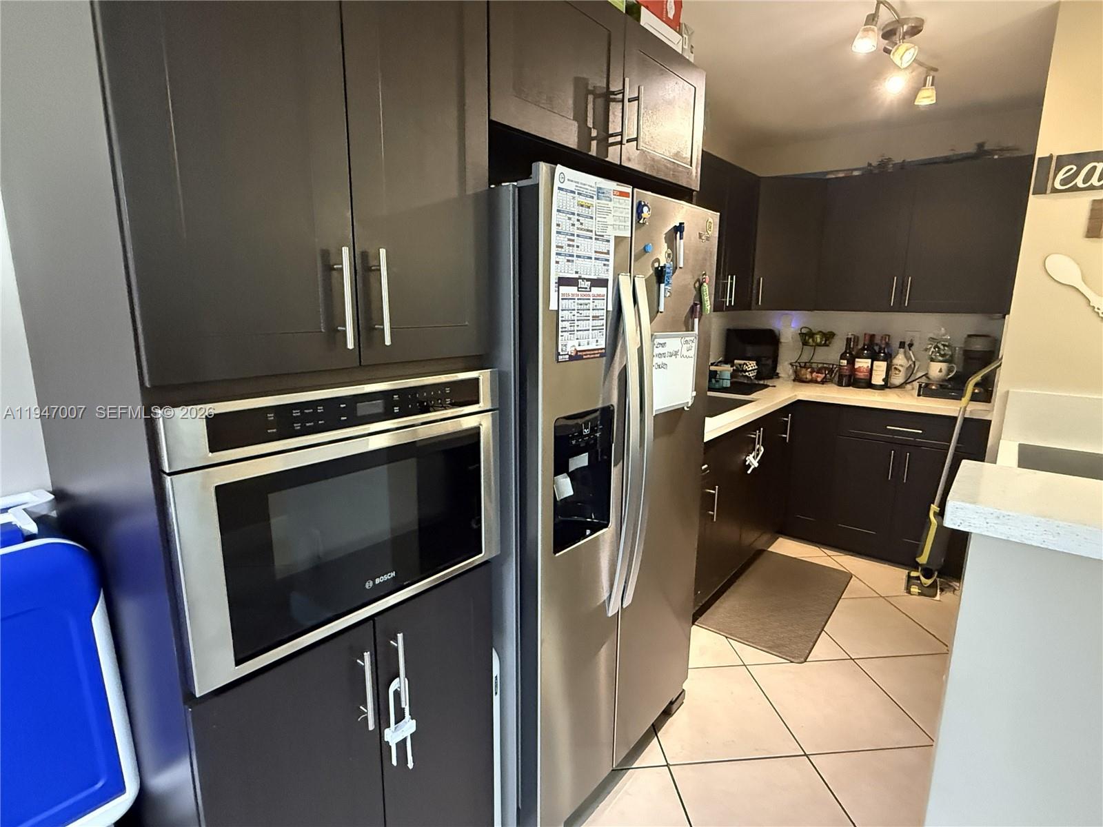 MAGNOLIA LANE CONDO - Residential