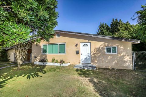 16705 SW 298th Ter Homestead FL 33030