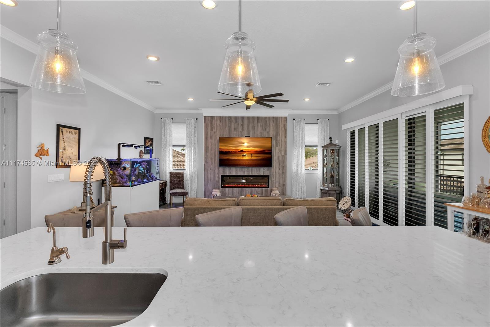 BOCA FLORES CONDO - Residential