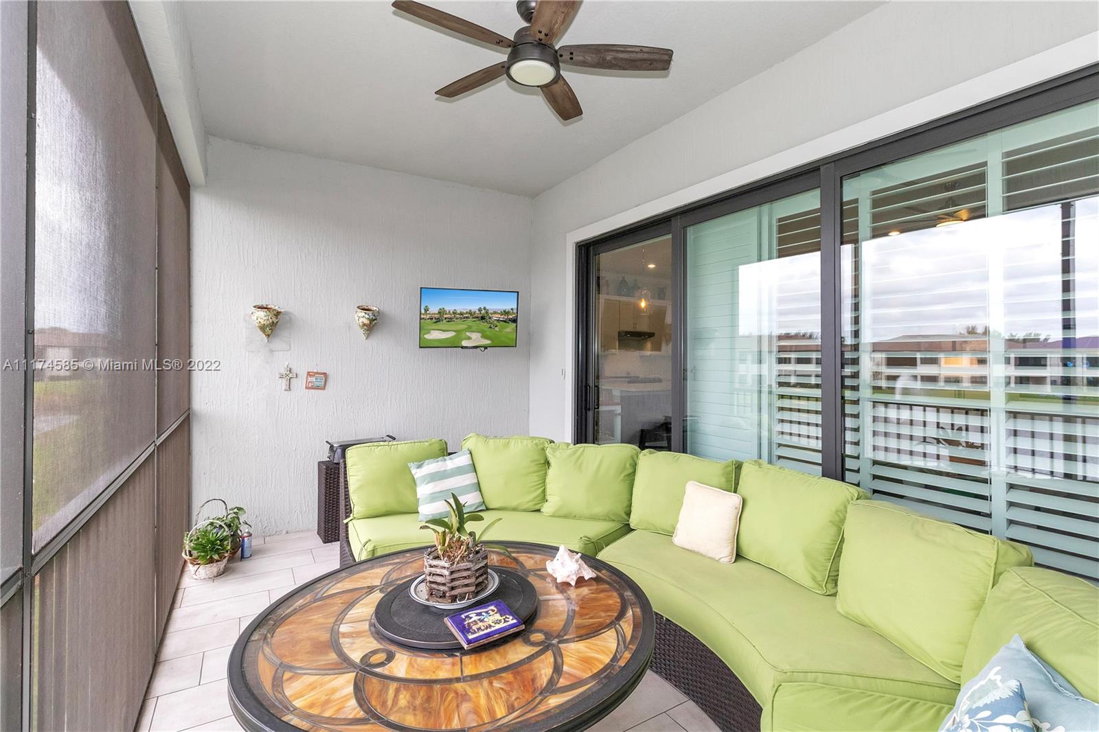 BOCA FLORES CONDO - Residential