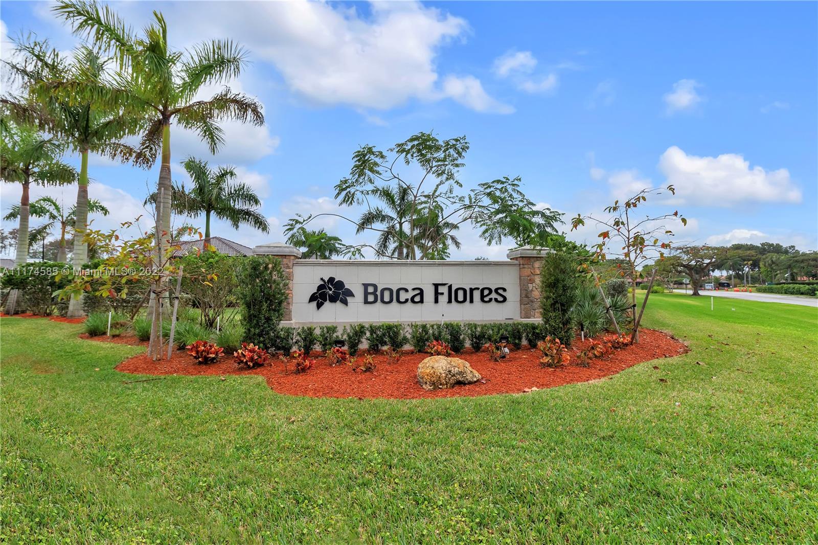 BOCA FLORES CONDO - Residential