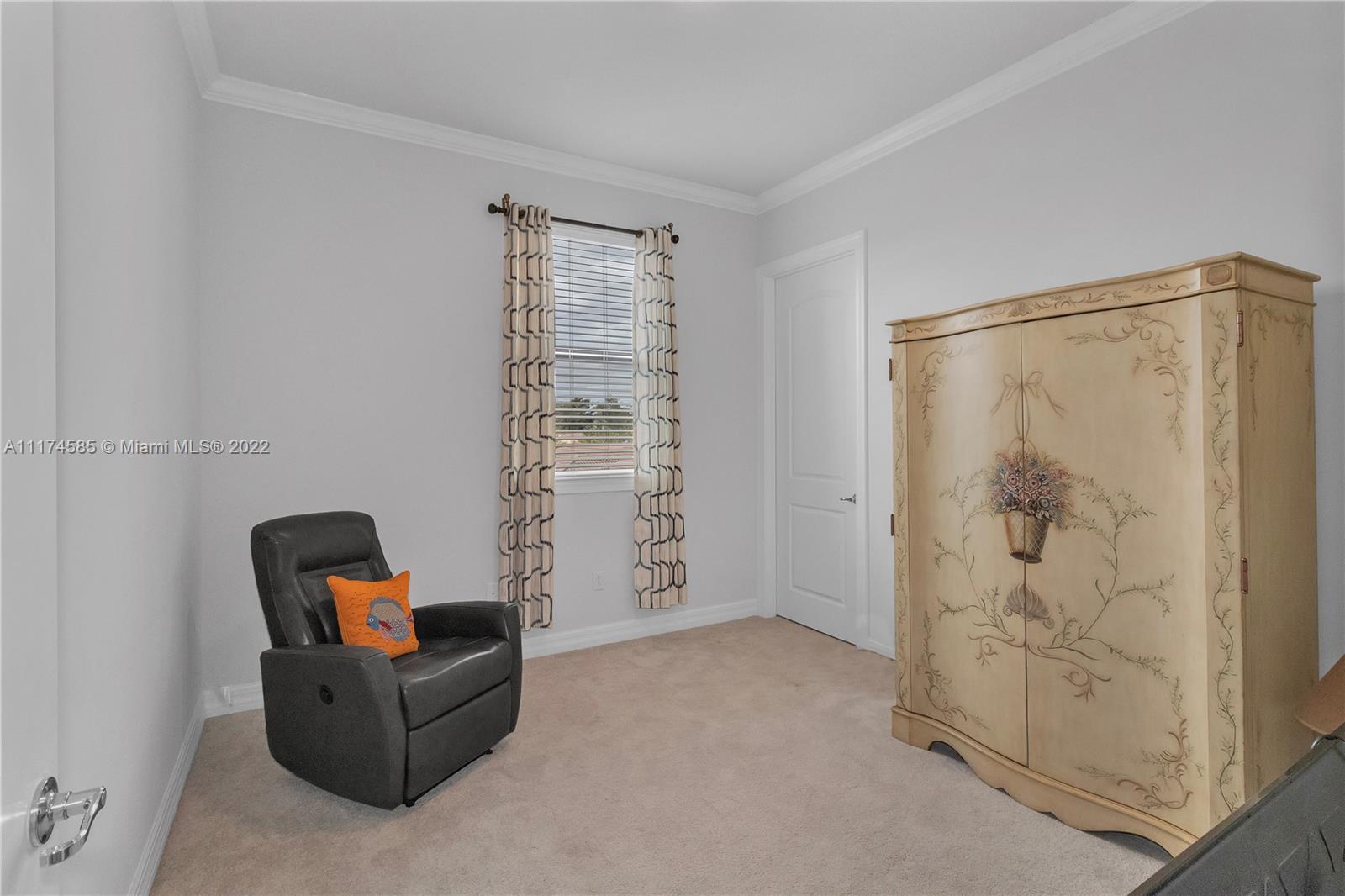 BOCA FLORES CONDO - Residential