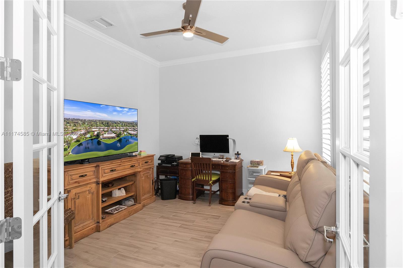 BOCA FLORES CONDO - Residential