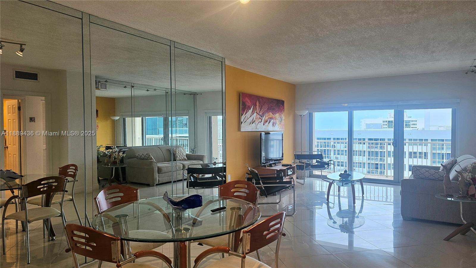 HEMISPHERES CONDO - Residential Lease