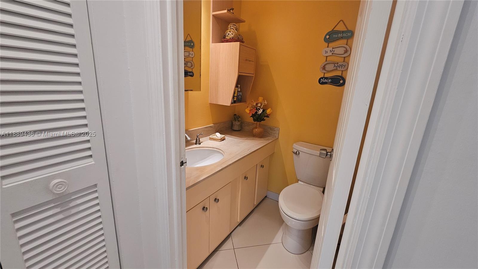 HEMISPHERES CONDO - Residential Lease