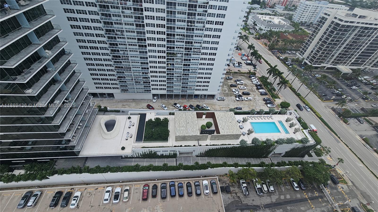 HEMISPHERES CONDO - Residential Lease
