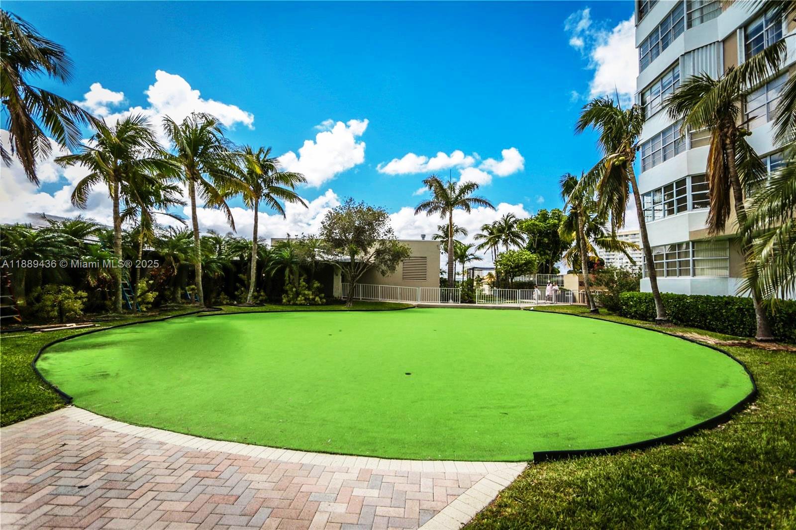 HEMISPHERES CONDO - Residential Lease