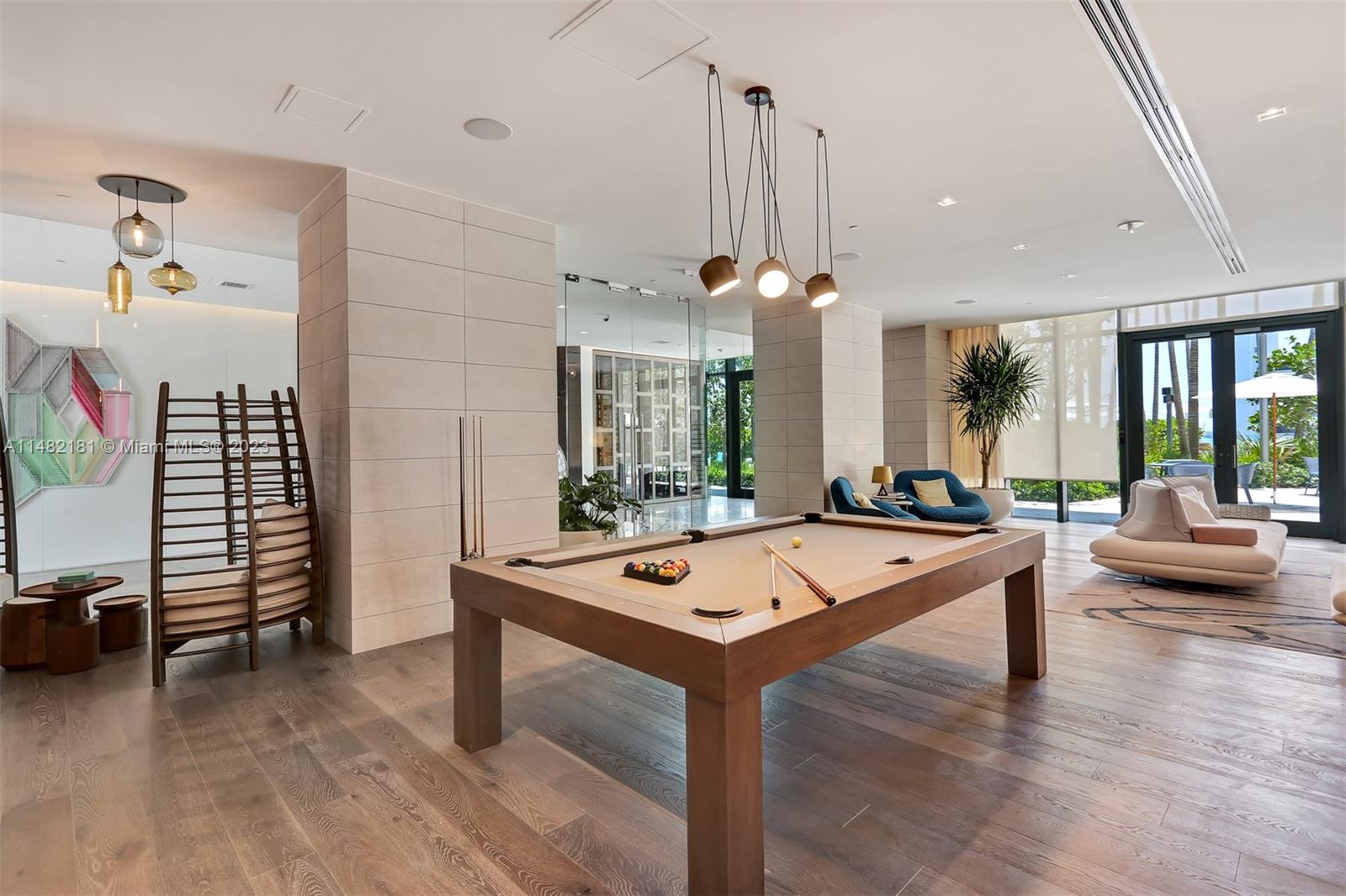 GRAN PARAISO CONDO - Residential