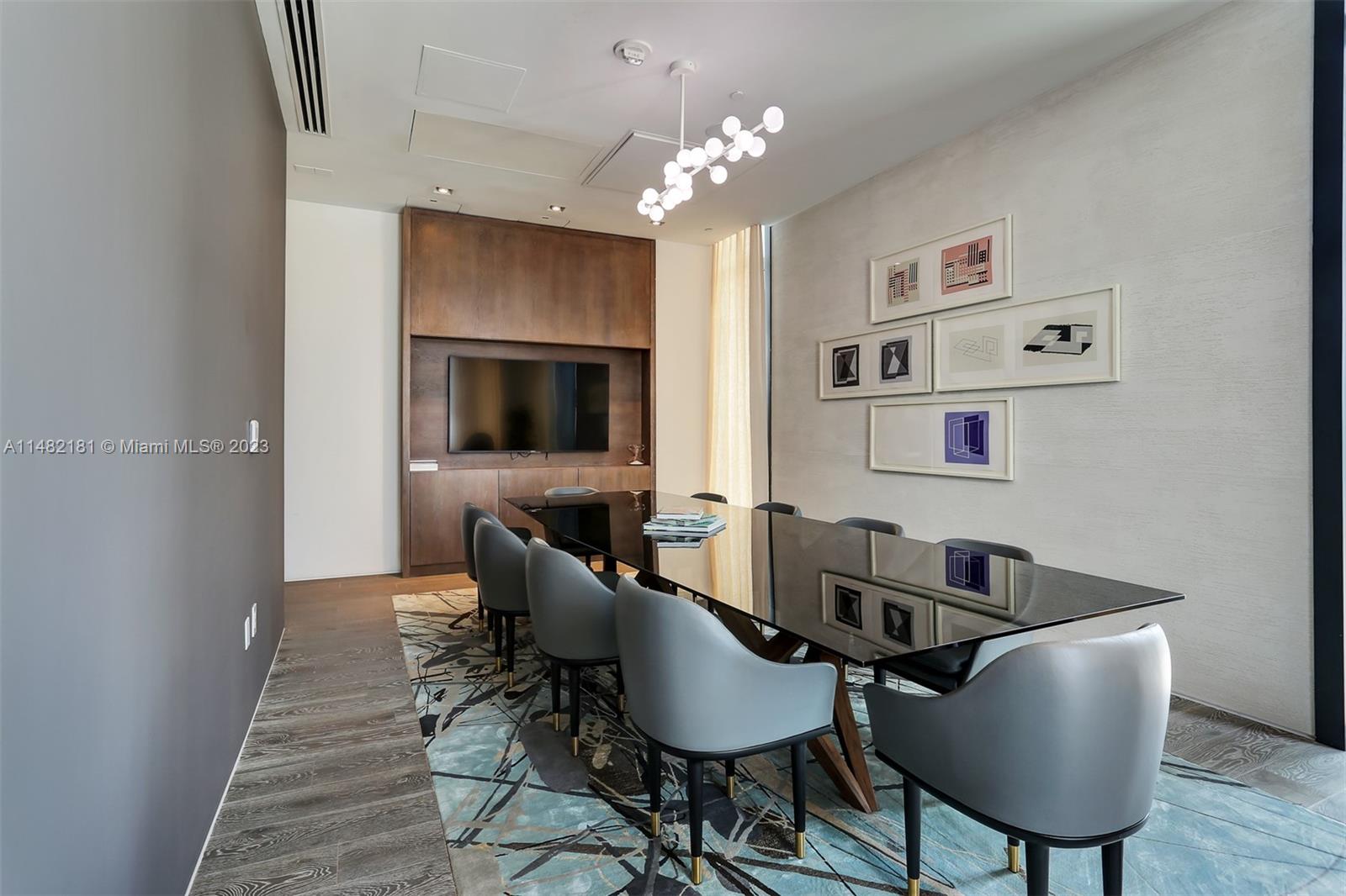 GRAN PARAISO CONDO - Residential