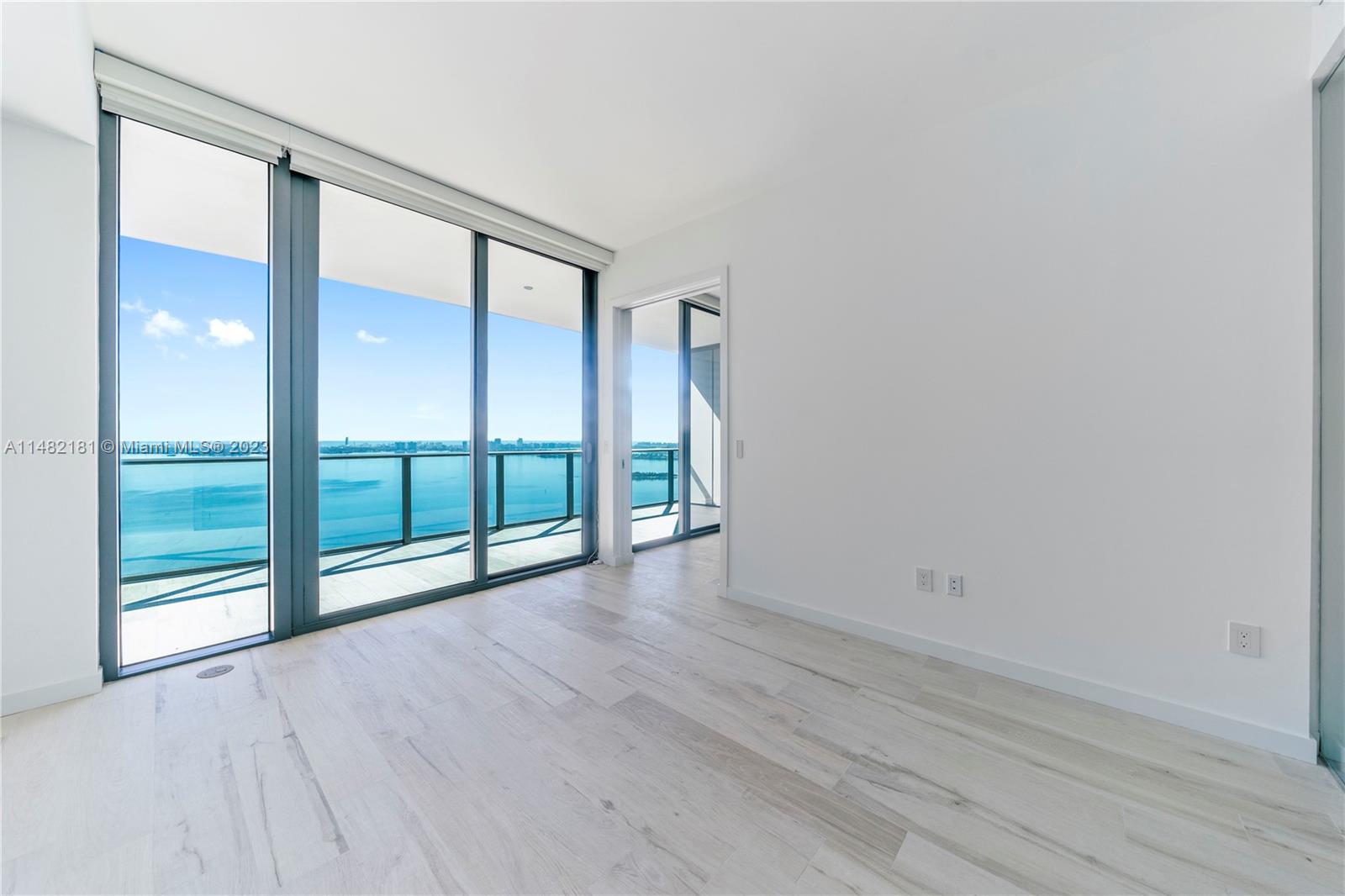 GRAN PARAISO CONDO - Residential
