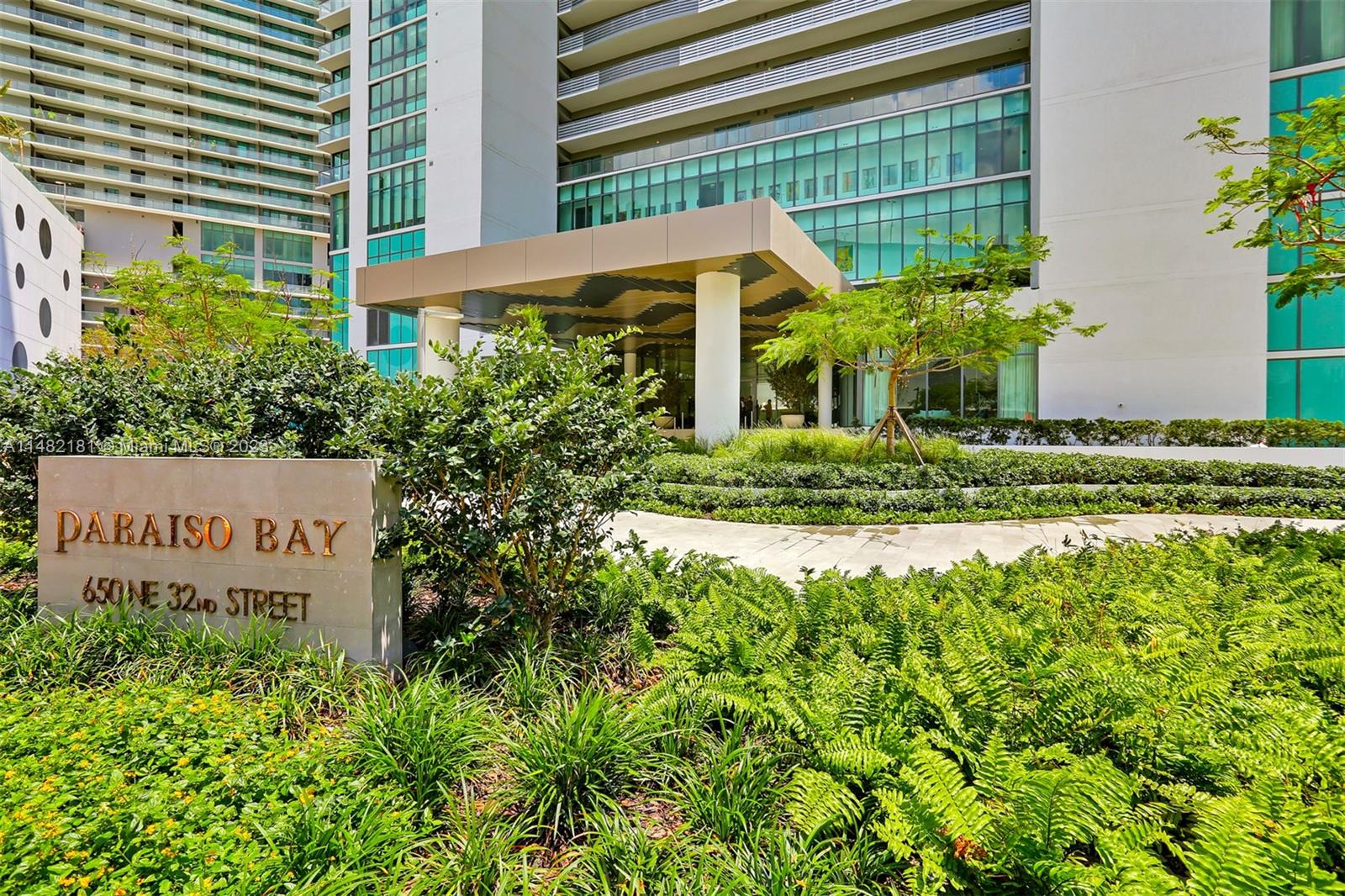GRAN PARAISO CONDO - Residential