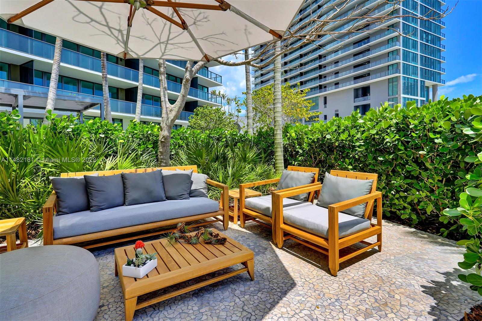 GRAN PARAISO CONDO - Residential