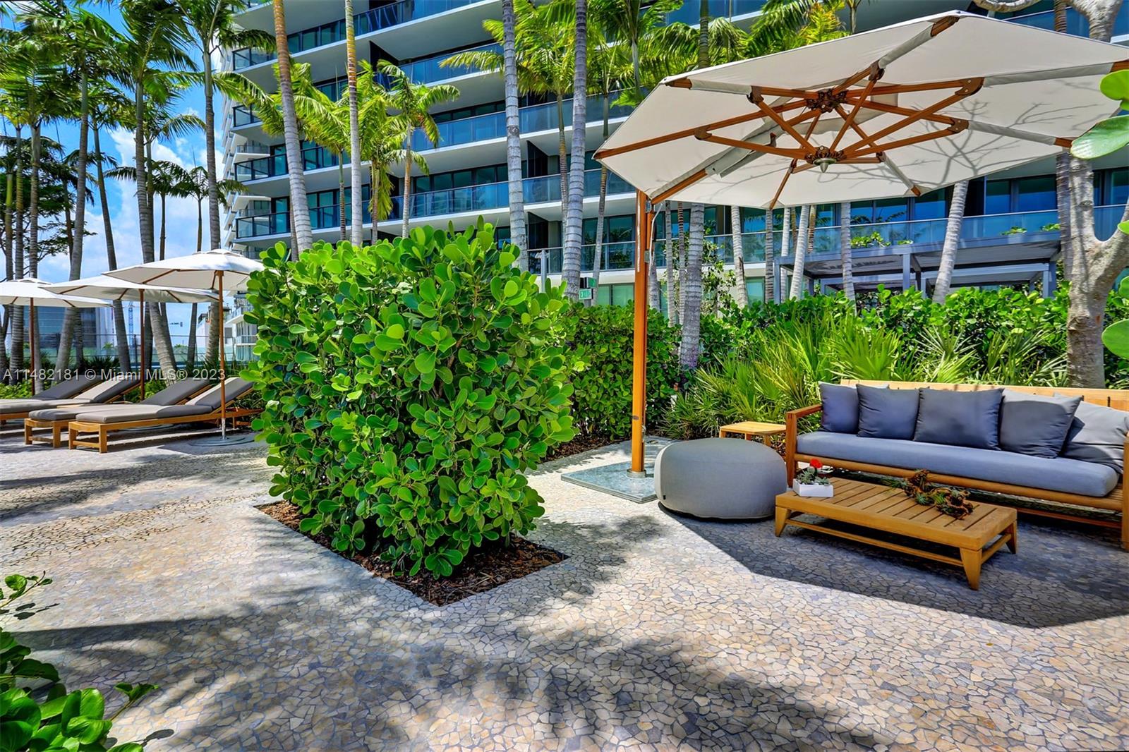 GRAN PARAISO CONDO - Residential