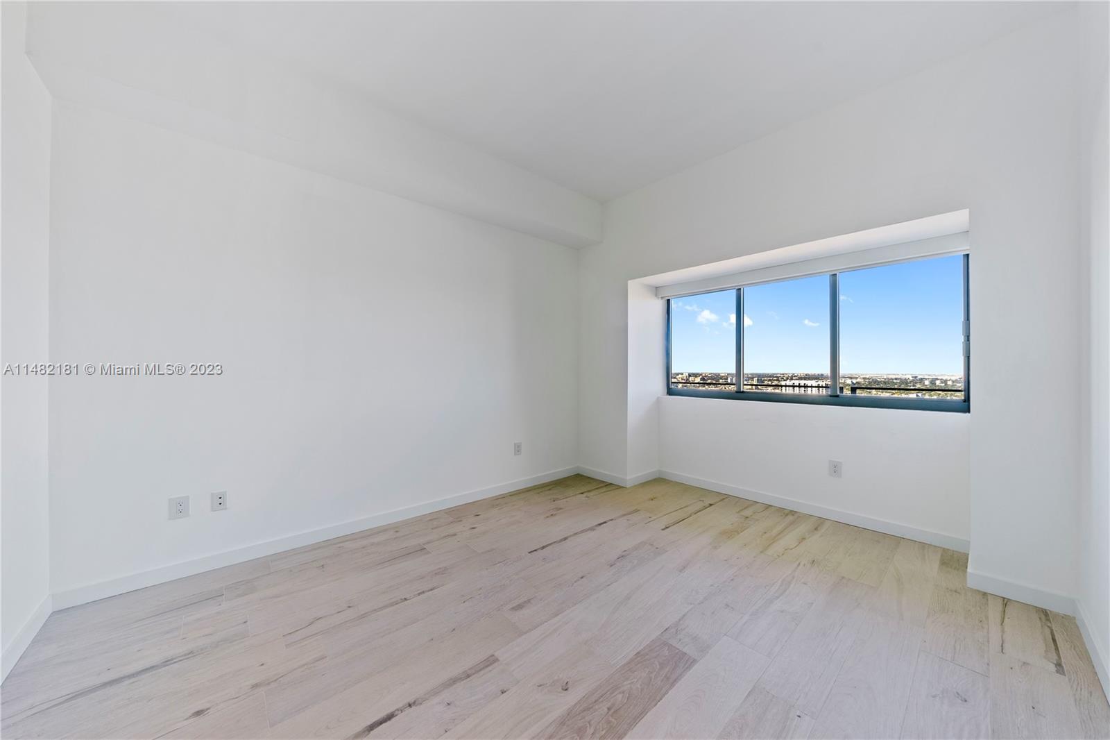 GRAN PARAISO CONDO - Residential