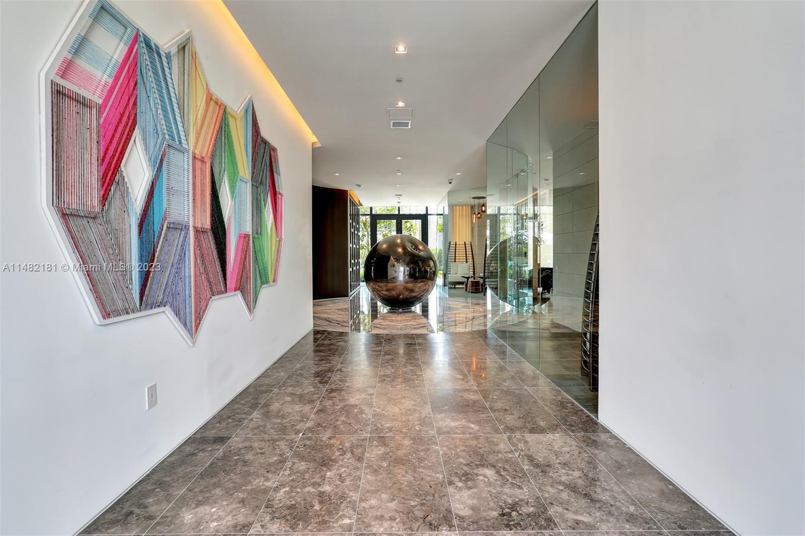 GRAN PARAISO CONDO - Residential