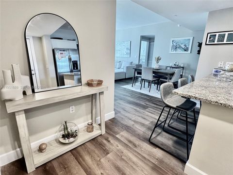 950 Brickell Bay Dr 1905 Miami FL 33131