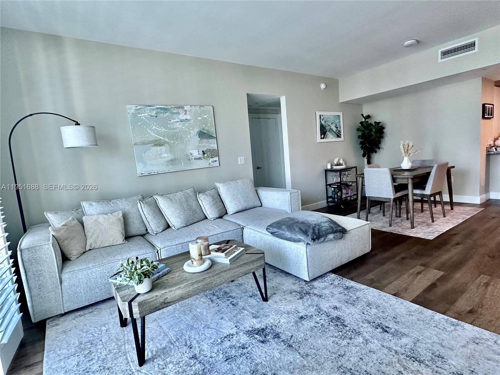 THE PLAZA 851 BRICKELL CO - Residential