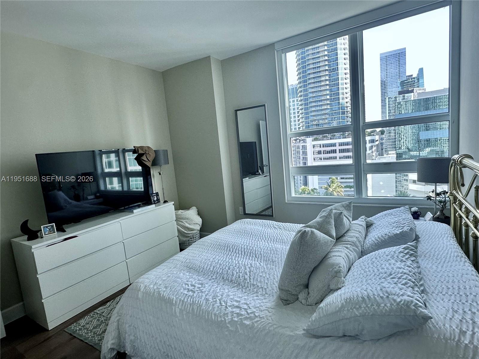 THE PLAZA 851 BRICKELL CO - Residential