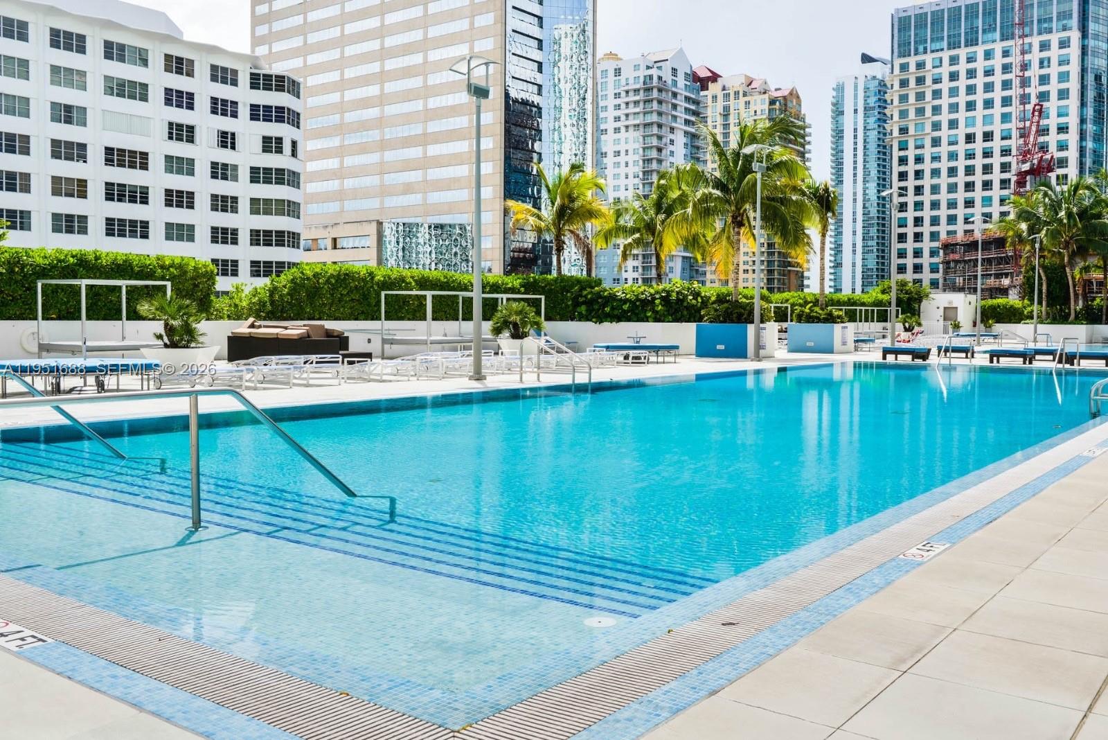 THE PLAZA 851 BRICKELL CO - Residential