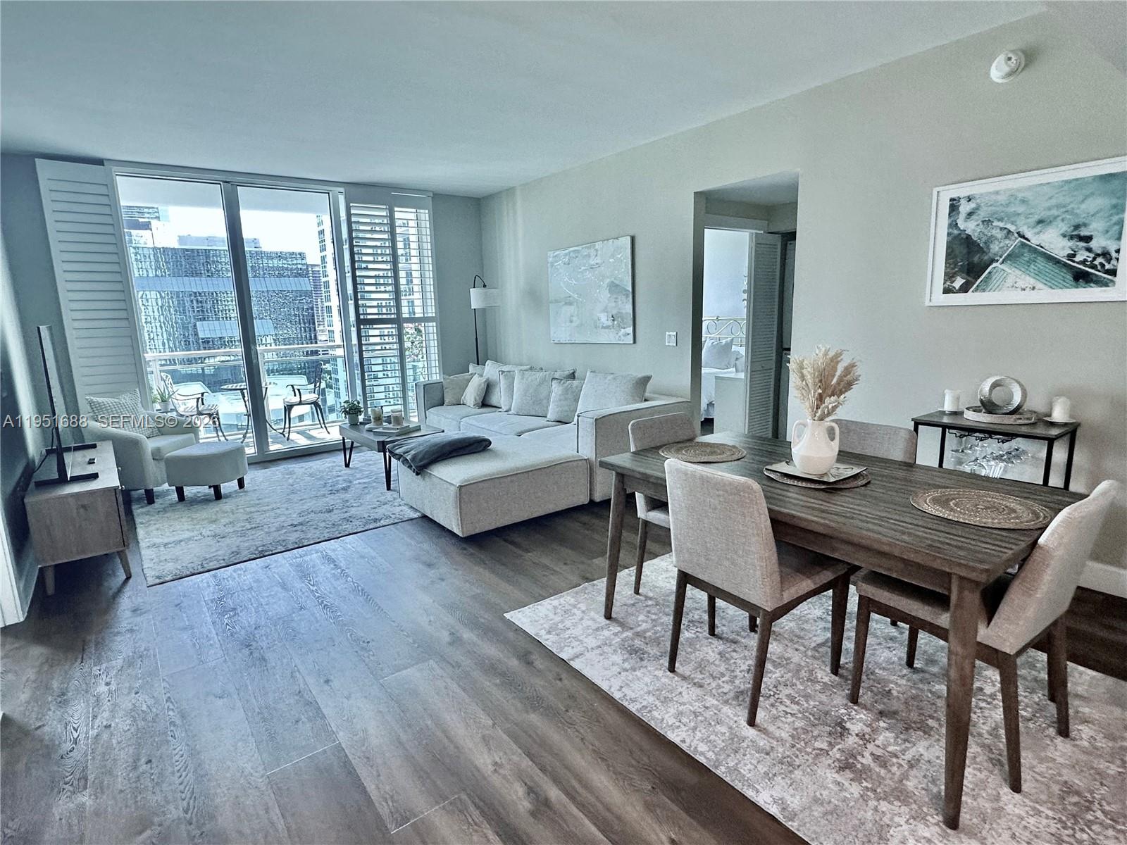 THE PLAZA 851 BRICKELL CO - Residential