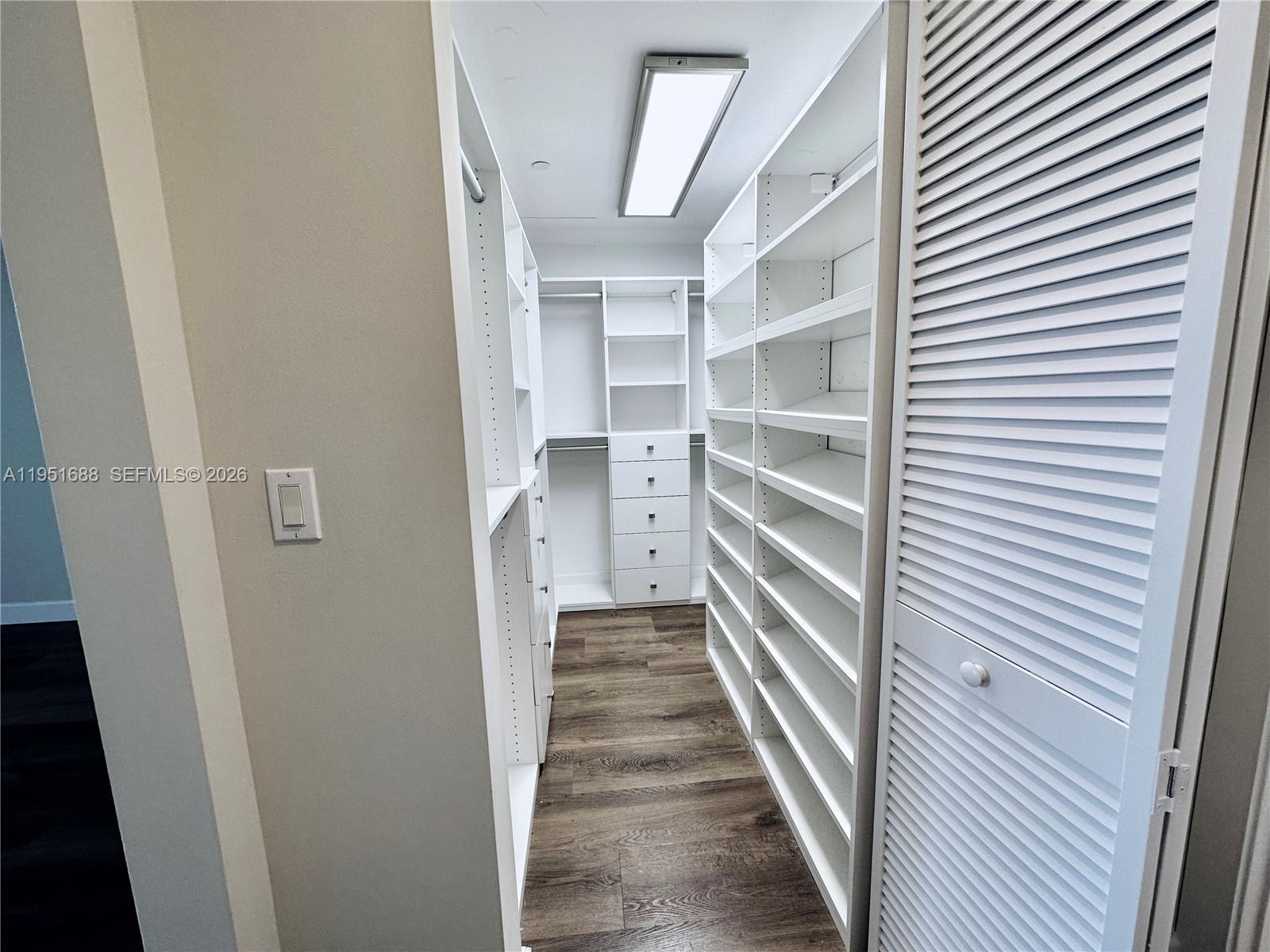 THE PLAZA 851 BRICKELL CO - Residential