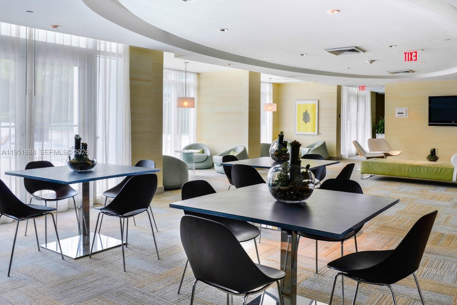 THE PLAZA 851 BRICKELL CO - Residential