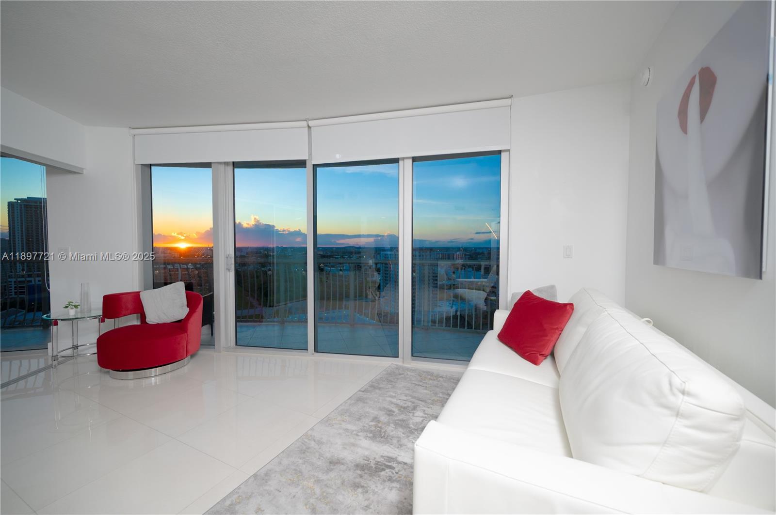 OPERA TOWER CONDO - Residential