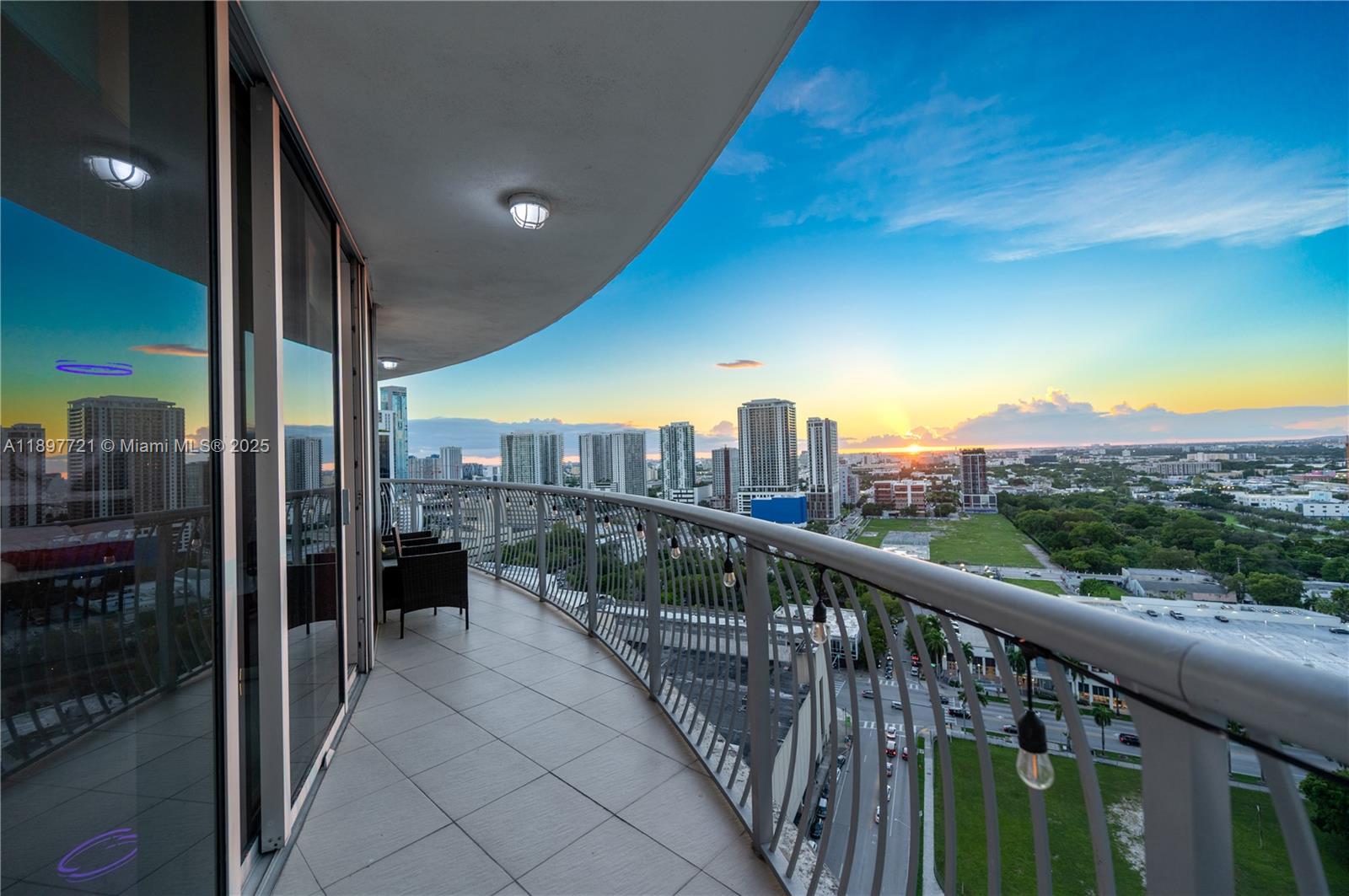 1750 N Bayshore Dr 2615