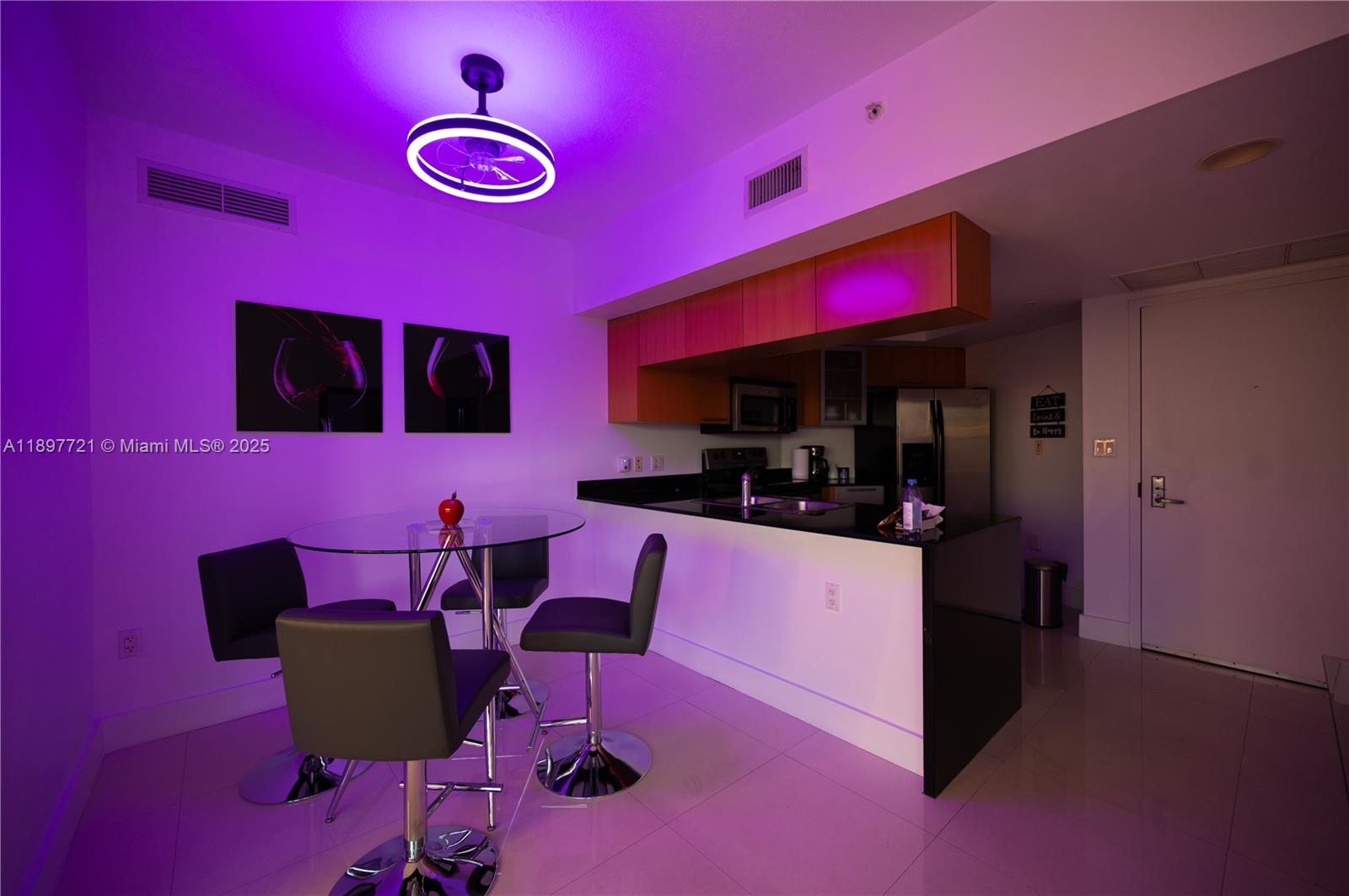 OPERA TOWER CONDO - Residential