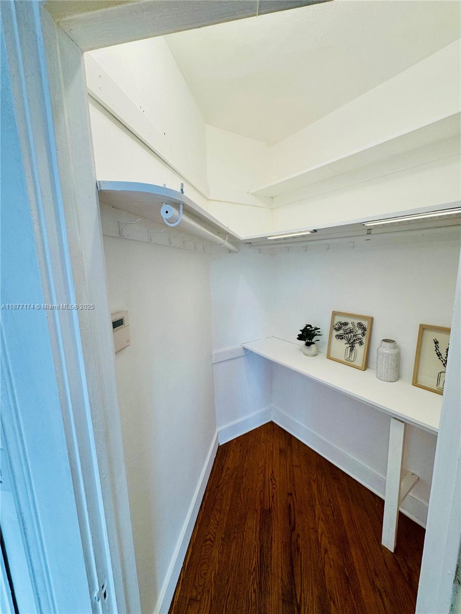 BEVERLY TERRACE MANOR CON - Residential Lease