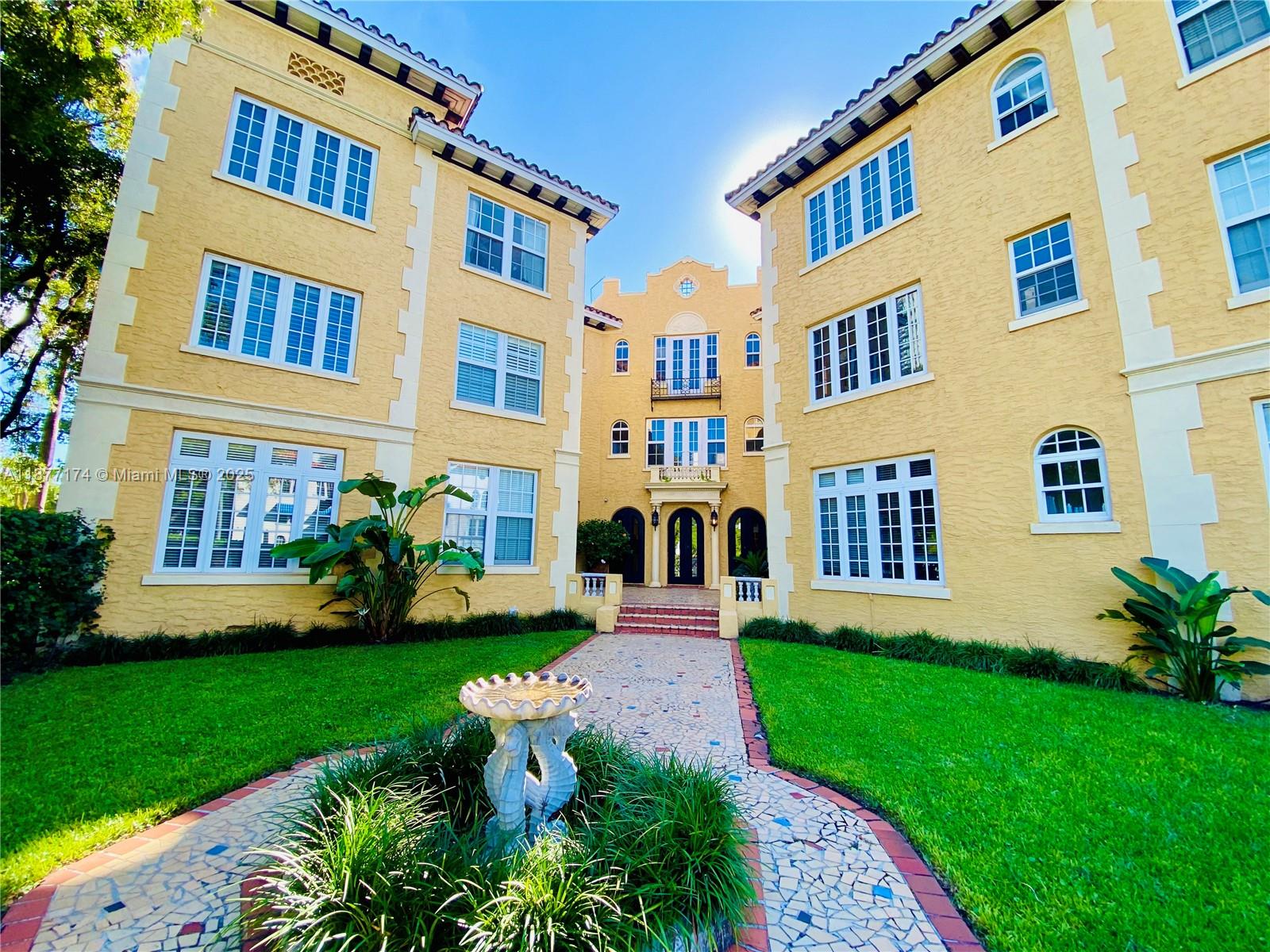 3224 Biscayne Blvd C3