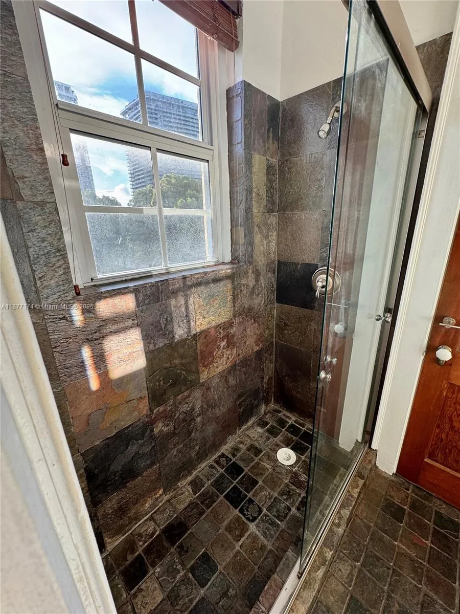 Miami, Florida 33137, United States, 2 Bedrooms Bedrooms, ,1 BathroomBathrooms,Residential,Active,208813