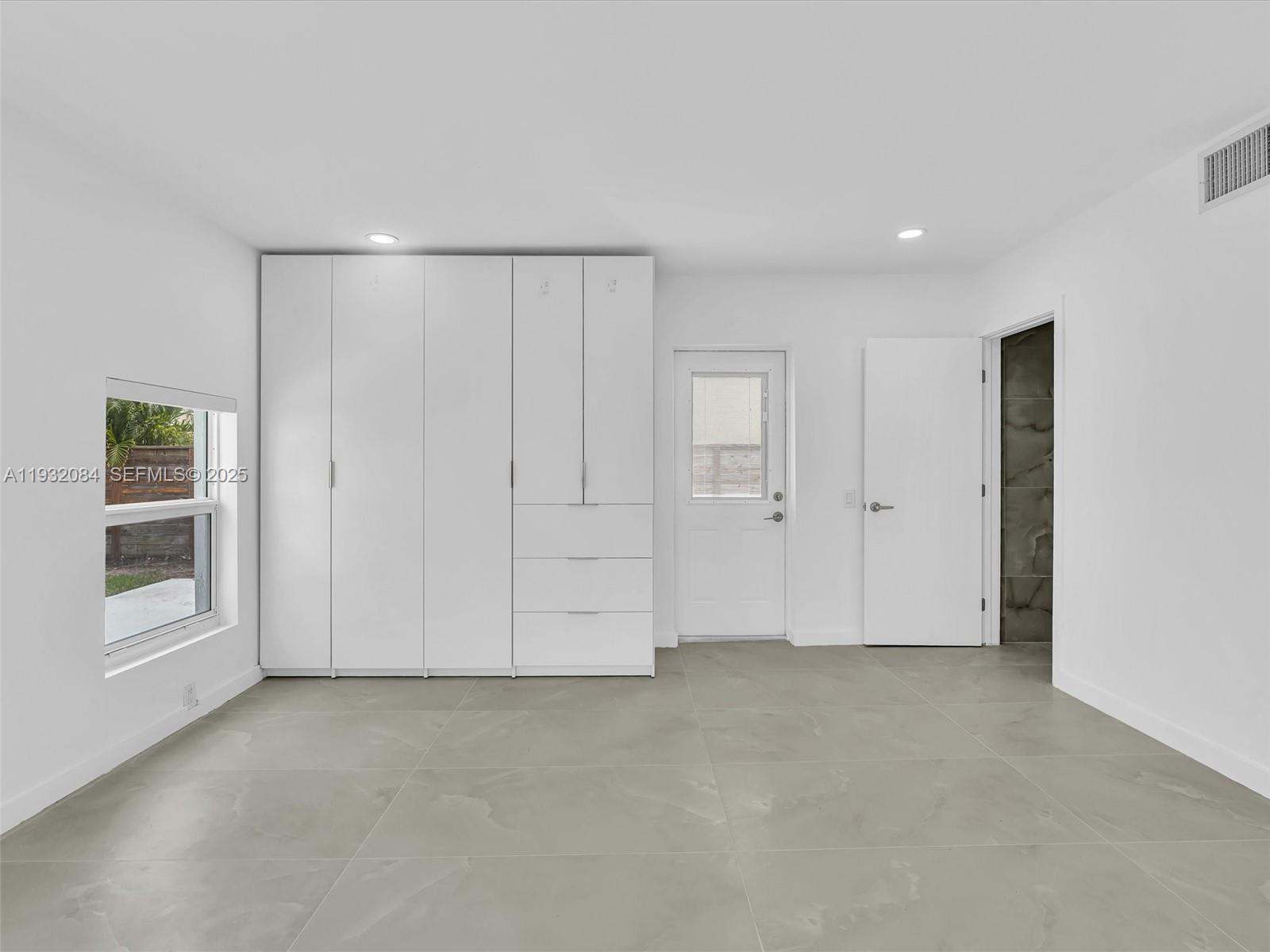 SILVER TERRACE DELRAY - Residential Lease