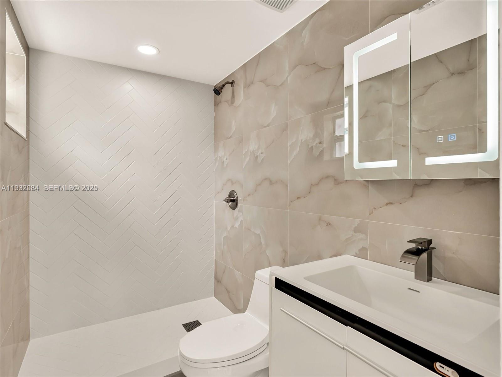 SILVER TERRACE DELRAY - Residential Lease