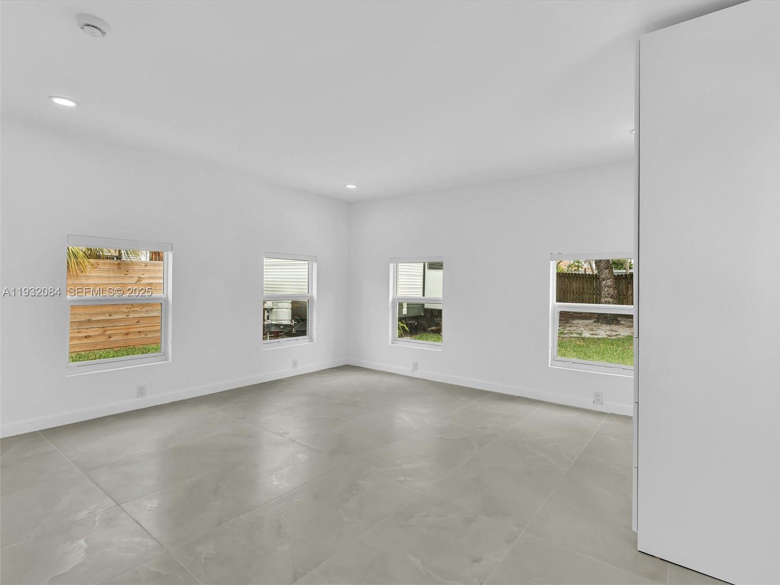 SILVER TERRACE DELRAY - Residential Lease