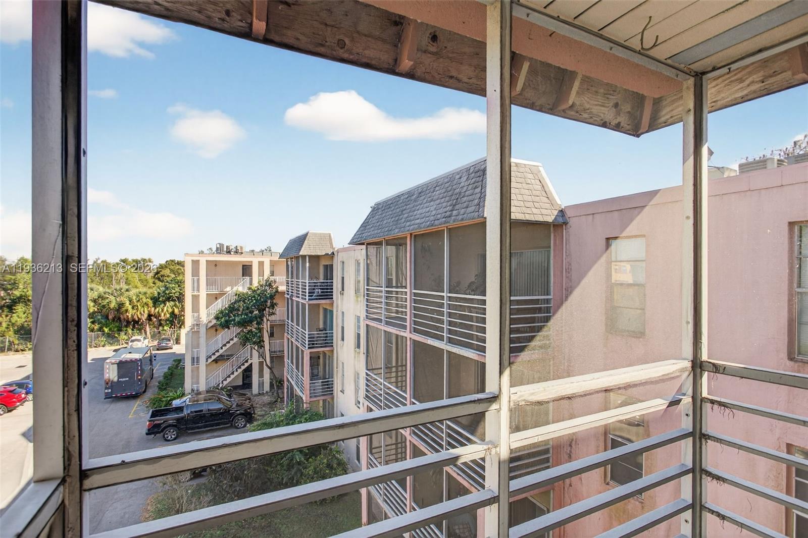 BROOKFIELD SQUARE CONDO - Residential