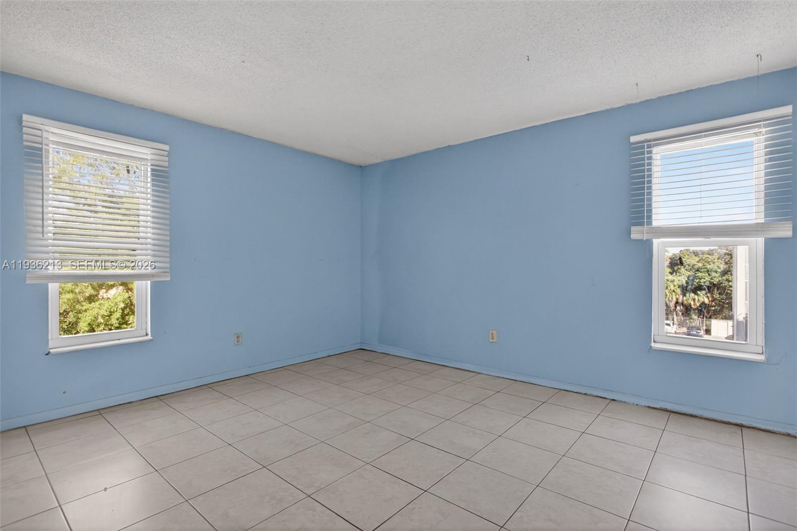 BROOKFIELD SQUARE CONDO - Residential