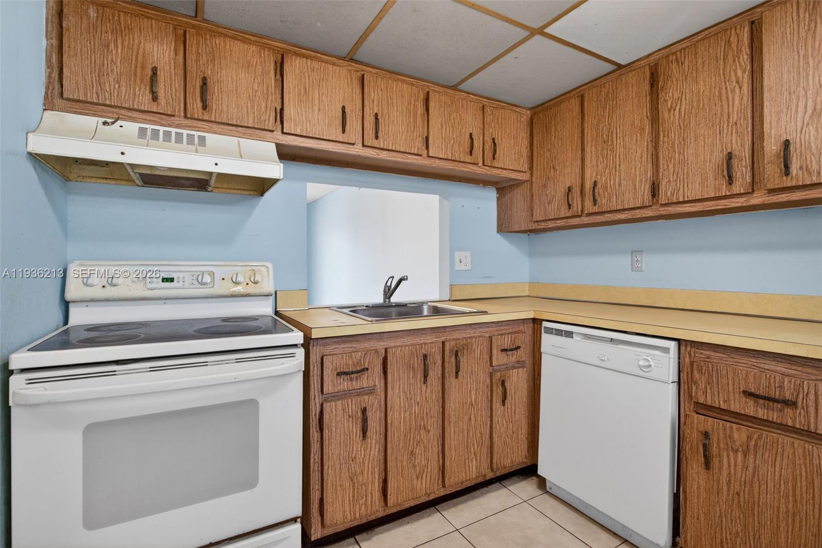 BROOKFIELD SQUARE CONDO - Residential