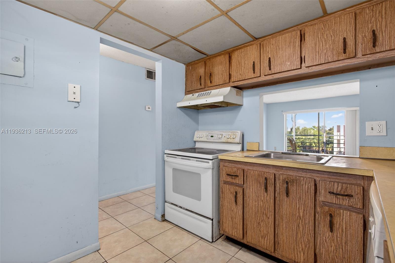 BROOKFIELD SQUARE CONDO - Residential