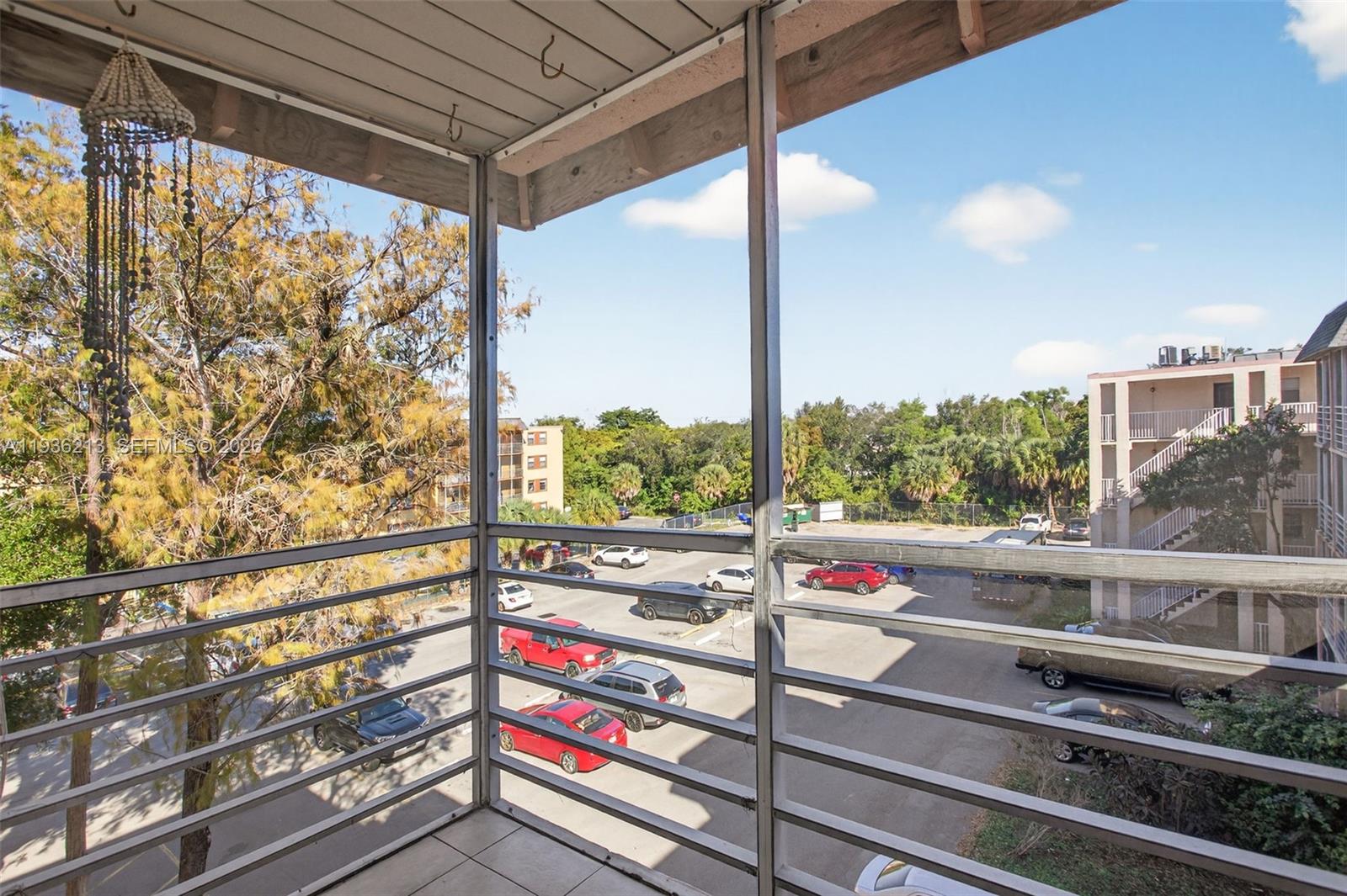 BROOKFIELD SQUARE CONDO - Residential