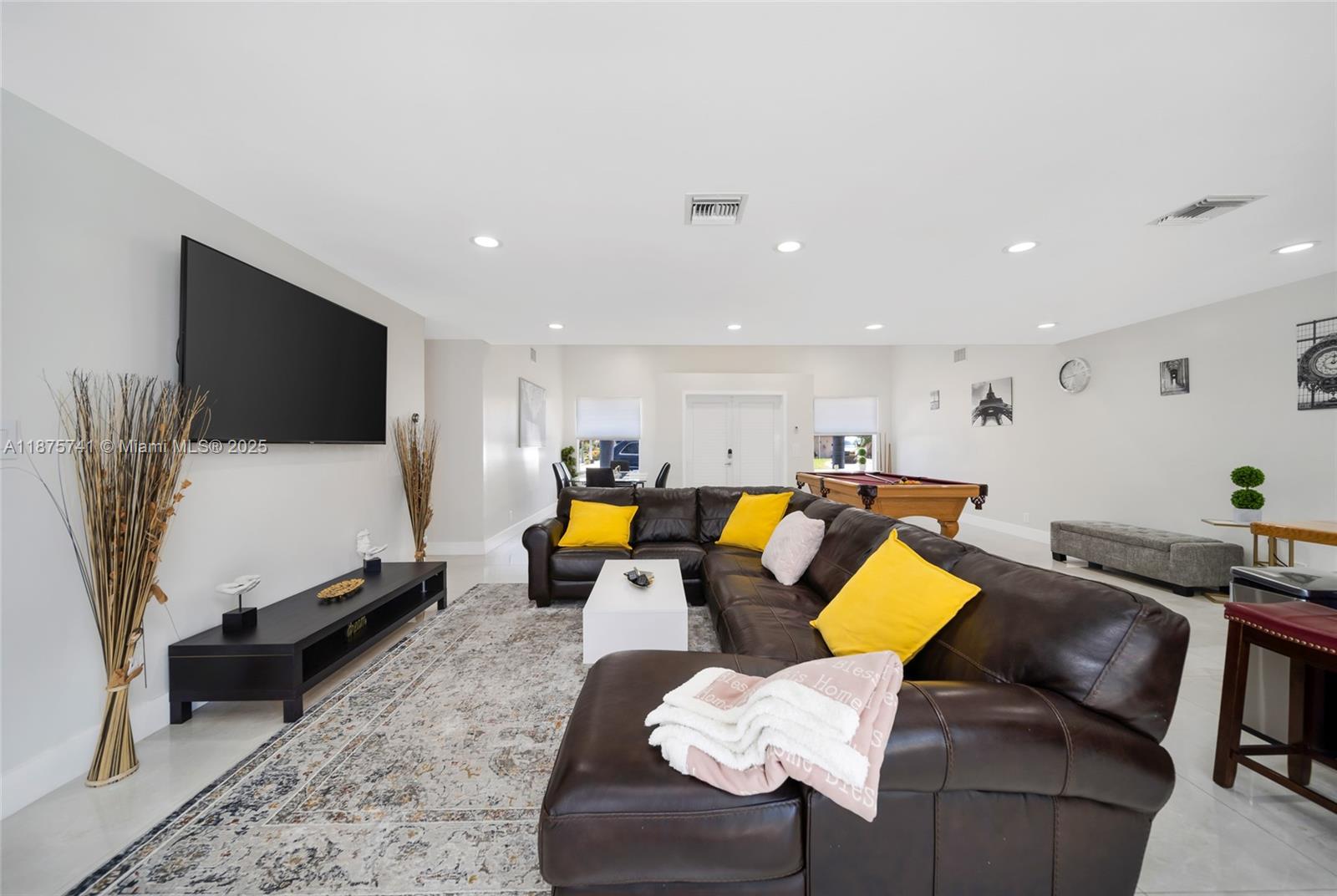 CYPRESS HARBOR 2ND SEC - Residential Lease