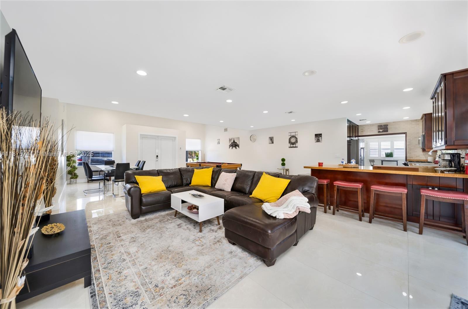 CYPRESS HARBOR 2ND SEC - Residential Lease